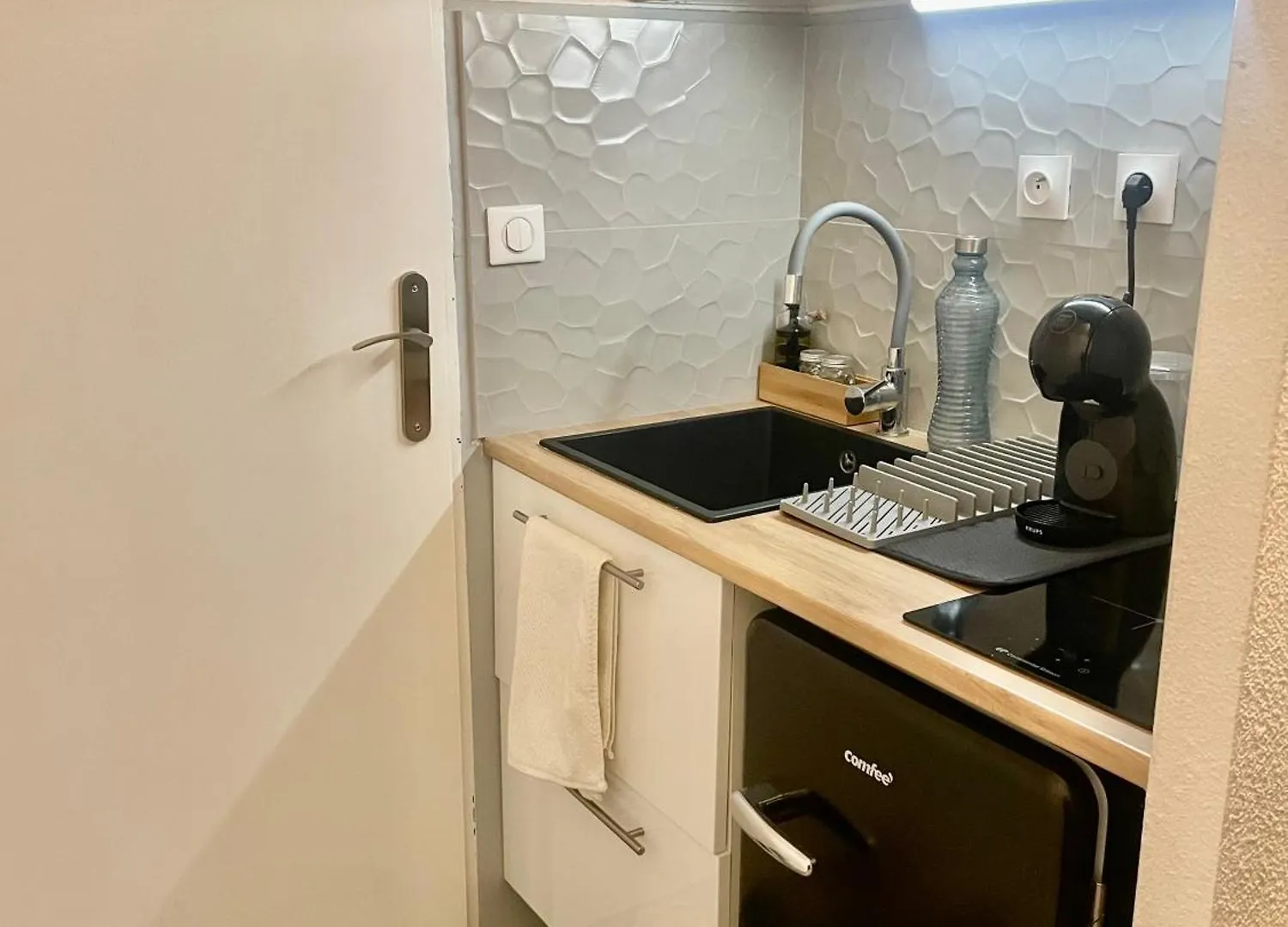 Apartment Studio Le Central 350 M De Gare Lyon Part-Dieu, Navette Stade Et Arena ,Eurexpo Aeroport- Bus Direct Centre Ville